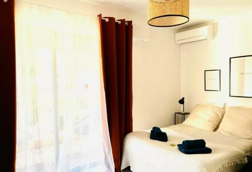 Marco Polo   Studio Neuf Avec Parking & Piscines