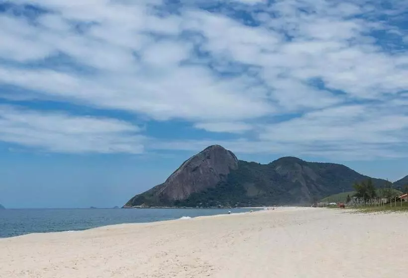Studio   Apto Em Itaipuaçu   Próximo Da Praia E Comércio