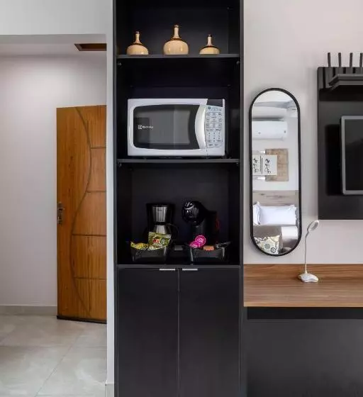 Studio   Apto Em Itaipuaçu   Próximo Da Praia E Comércio