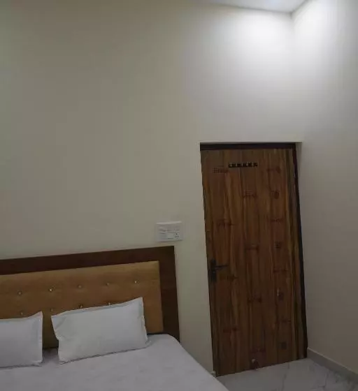 Majatalo Guru Kripa Garden