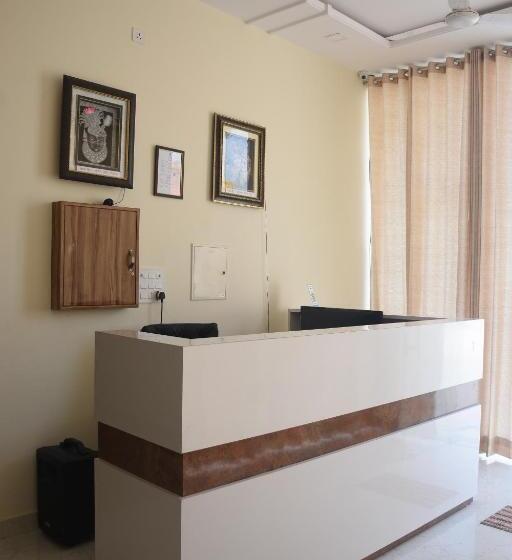 膳宿费 Guru Kripa Garden