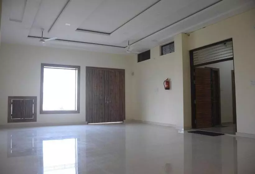 Majatalo Guru Kripa Garden