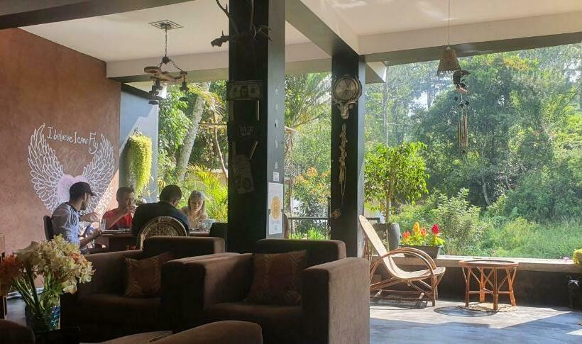 ペンション Magnet