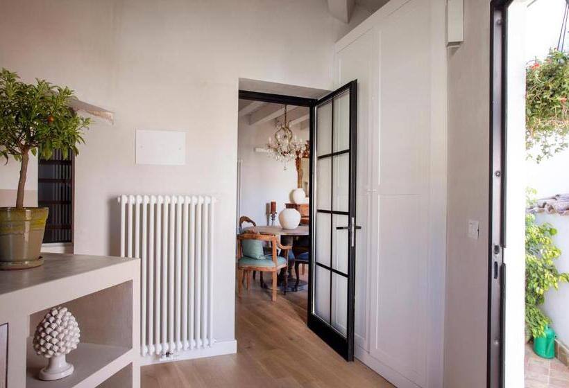 膳宿费 Sui Tetti Di Balarm Boutique Rooms