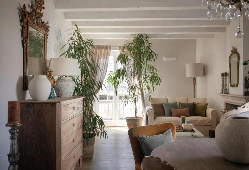 膳宿费 Sui Tetti Di Balarm Boutique Rooms