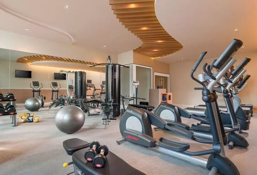 Citadines Salcedo Makati