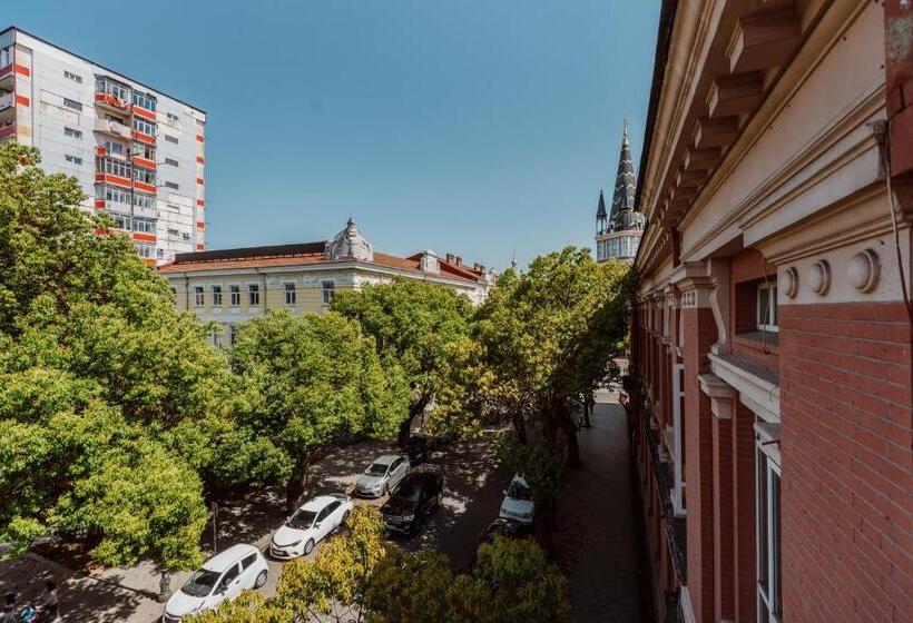 Golden Palace Batumi Hotel & Casino