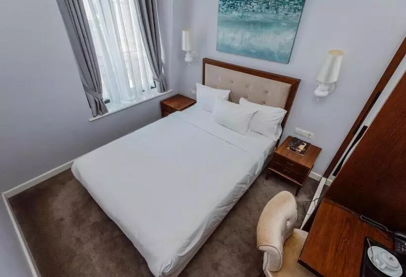 Golden Palace Batumi Hotel & Casino