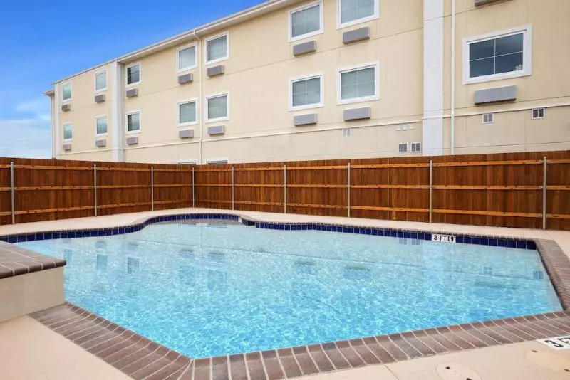 בית מלון כפרי Best Western North Bryant Inn