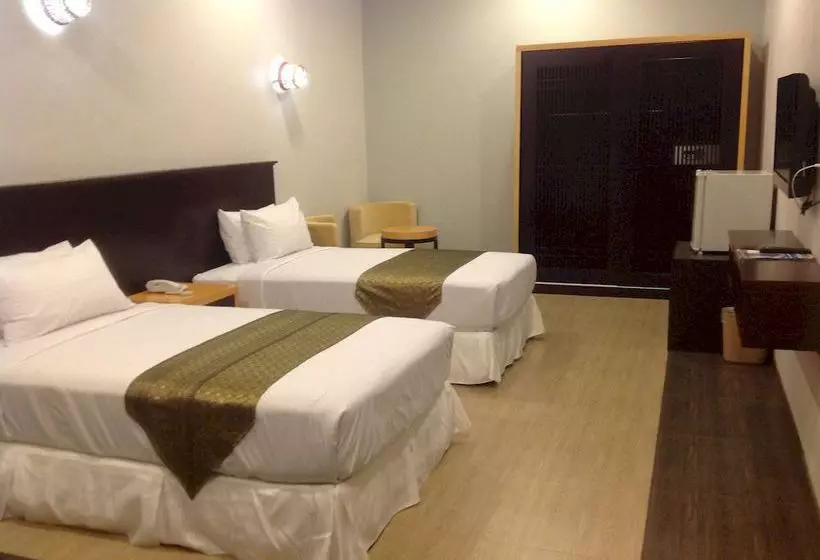 فندق Borneo Cove