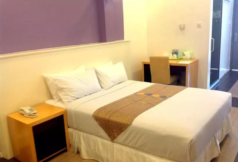 فندق Borneo Cove