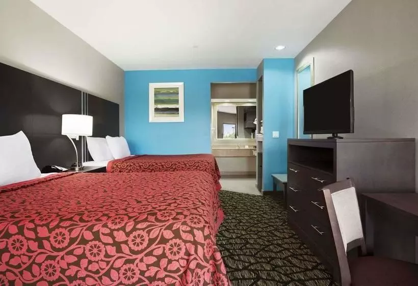 ホテル Days Inn & Suites By Wyndham Houston Northspring