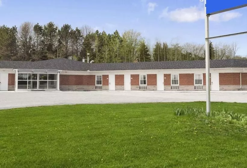 Hotelli Knights Inn Orangeville