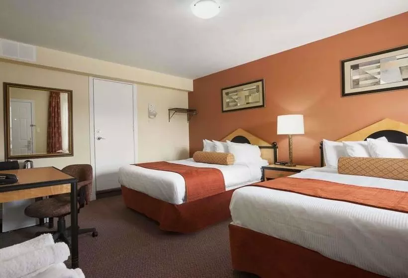 Hotelli Knights Inn Orangeville