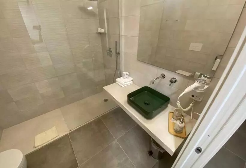 Отель Ispinigoli