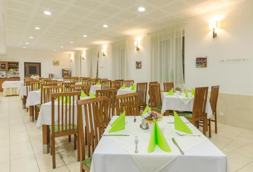 בית מלון כפרי Kelep