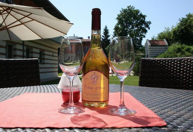 בית מלון כפרי Kelep