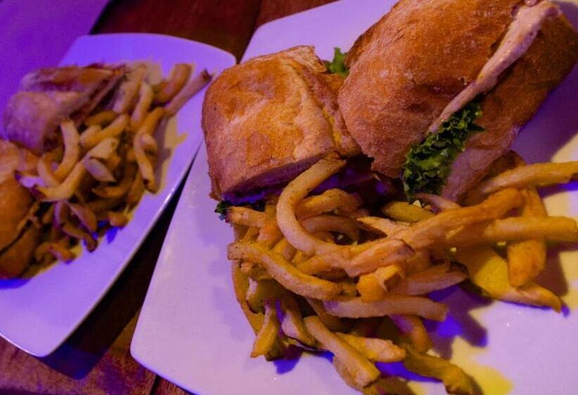 فندق Pariwana Hostel Cusco