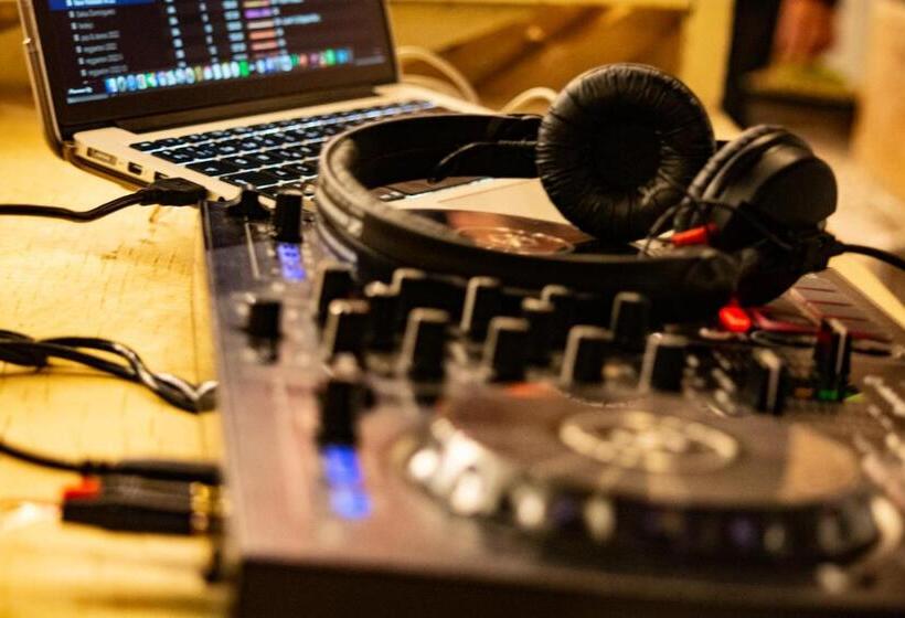 فندق Pariwana Hostel Cusco