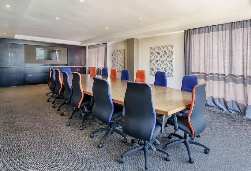 Protea Hotel By Marriott Lusaka Tower