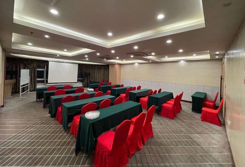 ホテル Ramada Linyi North