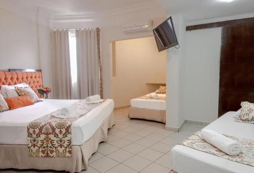 בית מלון כפרי Tower Franca