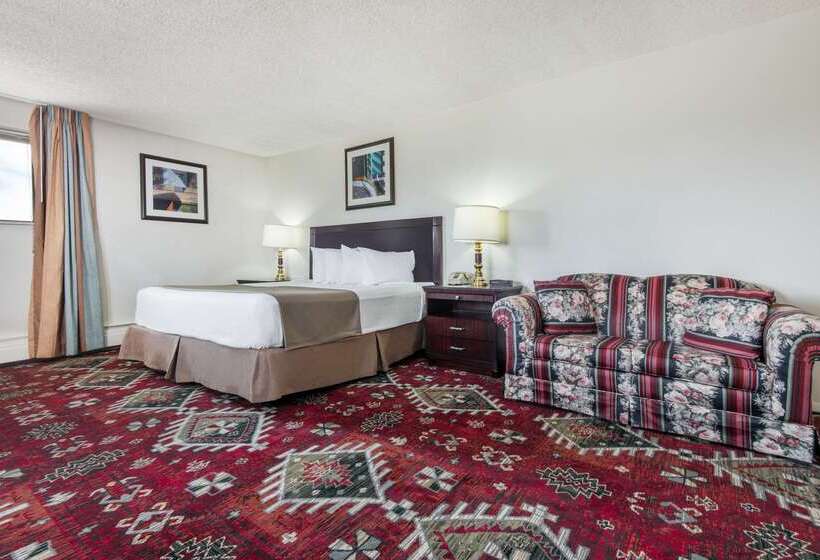 ホテル Travelodge By Wyndham Laramie