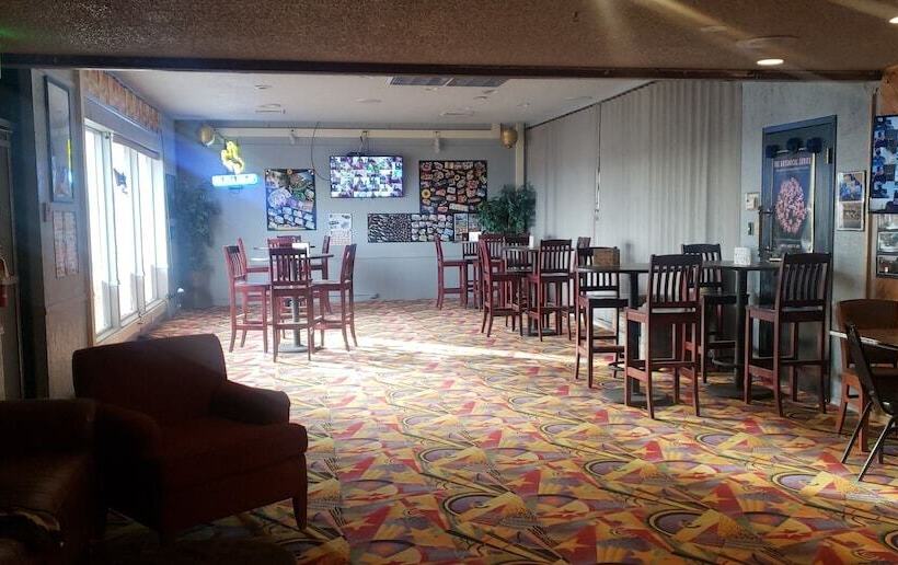 ホテル Travelodge By Wyndham Laramie