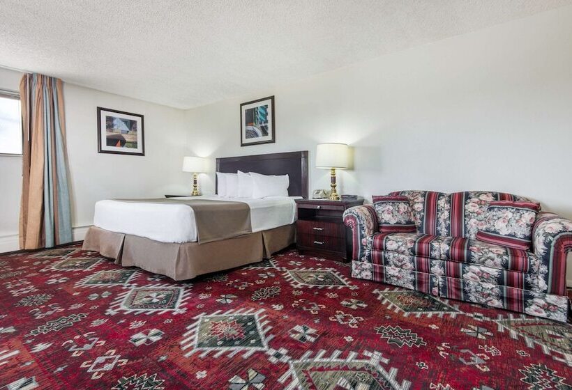 ホテル Travelodge By Wyndham Laramie