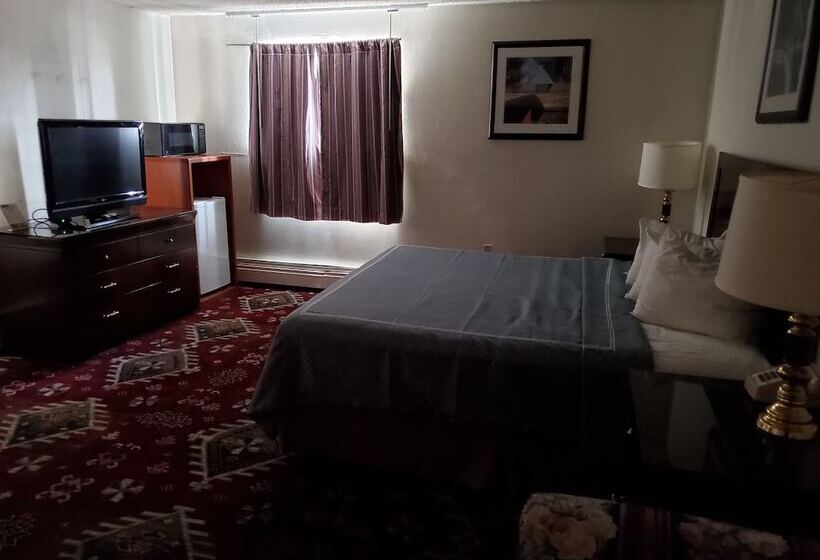 ホテル Travelodge By Wyndham Laramie