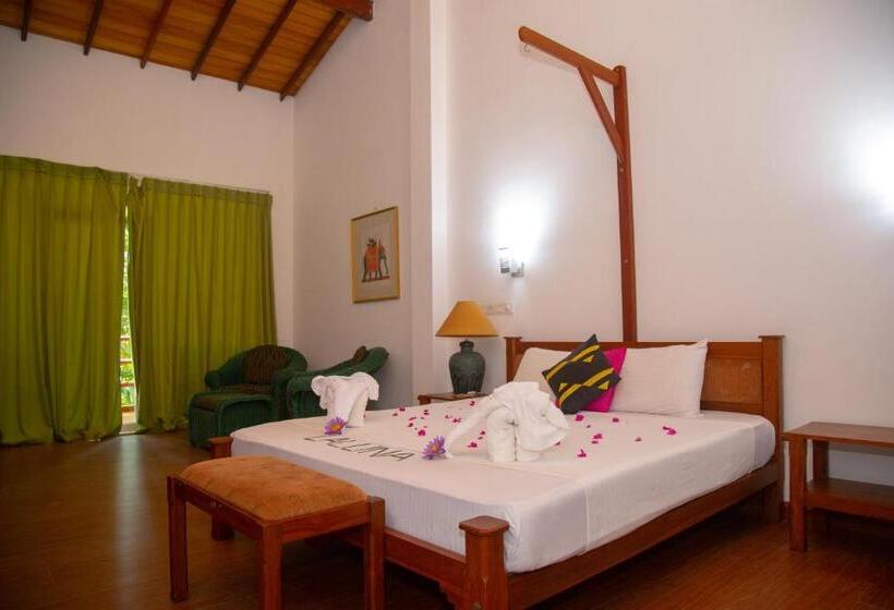 Laluna Ayurveda Resort