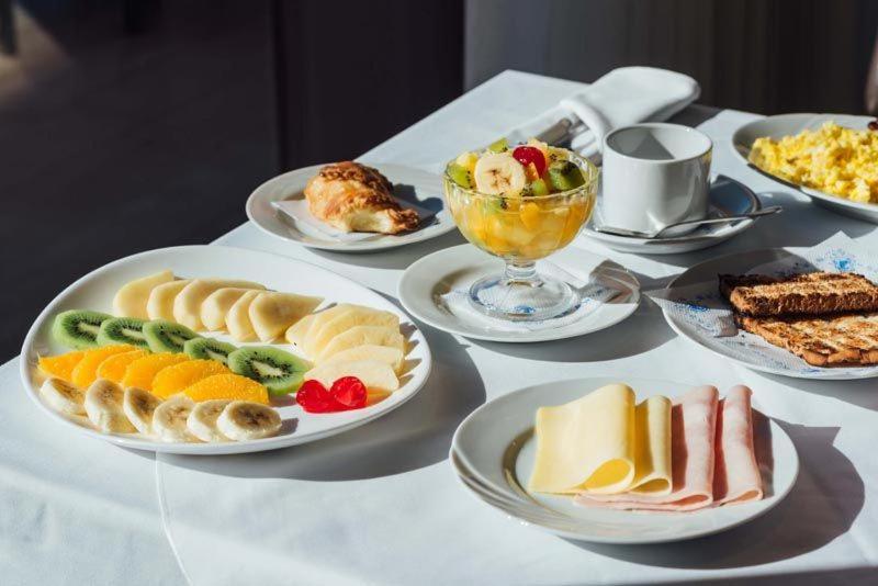 בית מלון כפרי Howard Johnson Chilecito & Casino