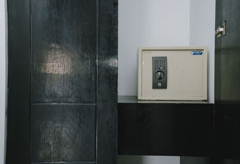 بنسيون Noble House Patong