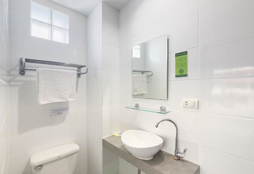 بنسيون Noble House Patong