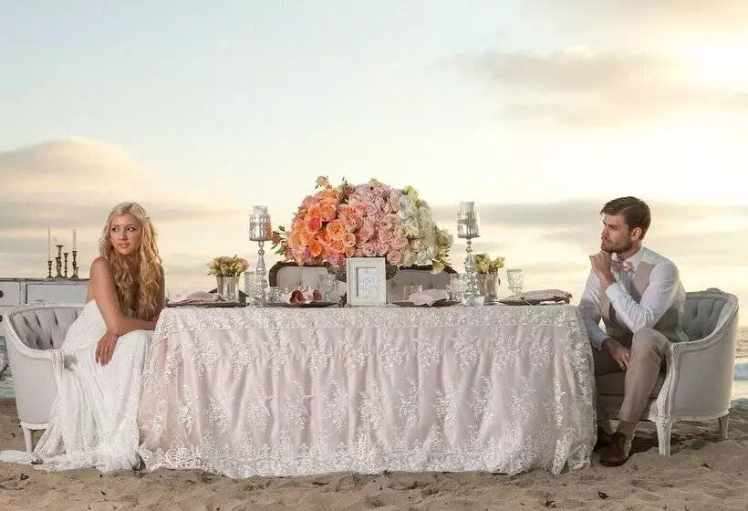 Pier South Resort, Autograph Collection