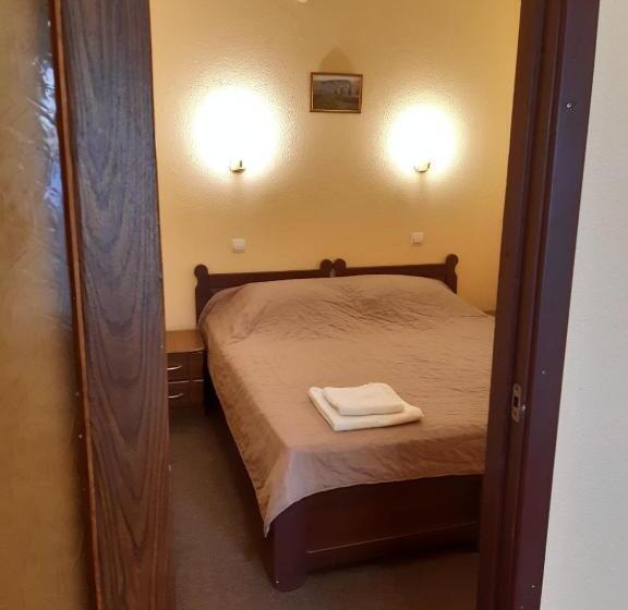 Szálló садиба