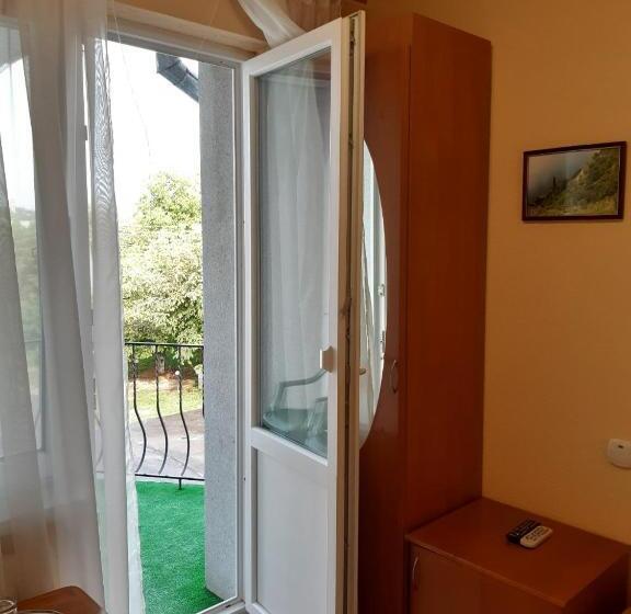 فندق صغير садиба