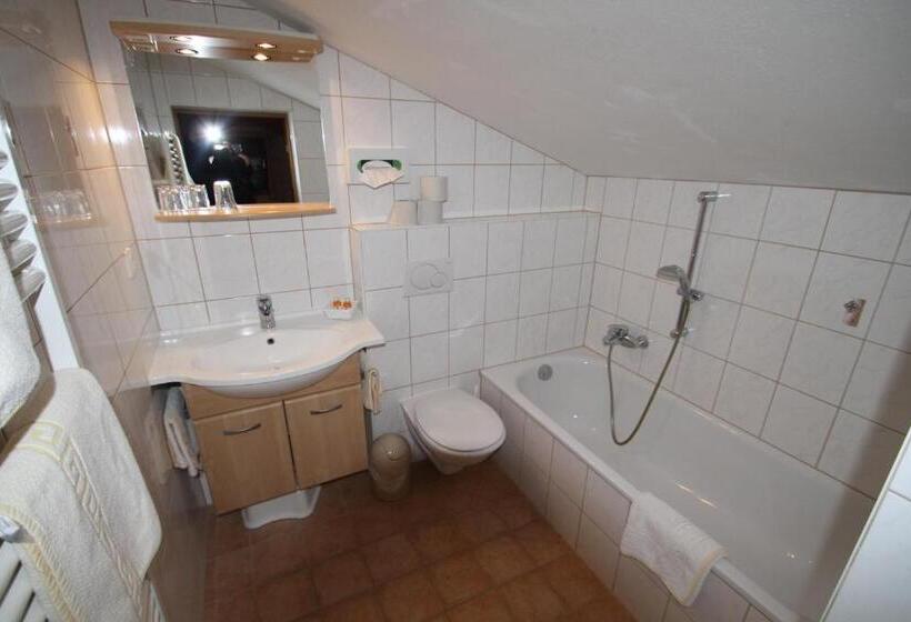 ホテル Alpenbauernhof Gröbenhof