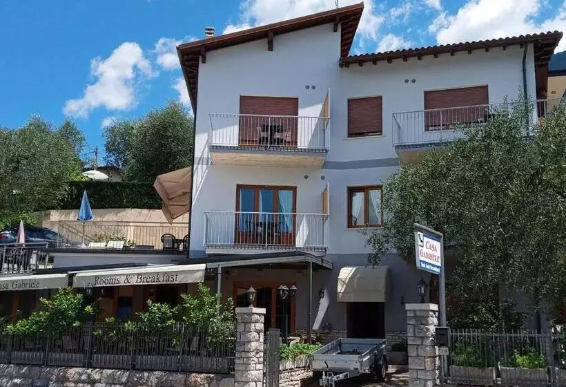 Hotelli B&b Casa Gabriele
