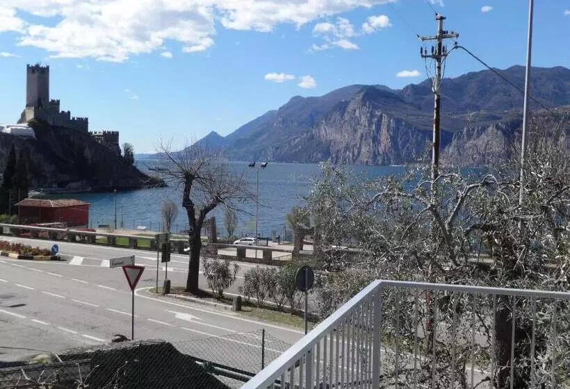 Hotelli B&b Casa Gabriele