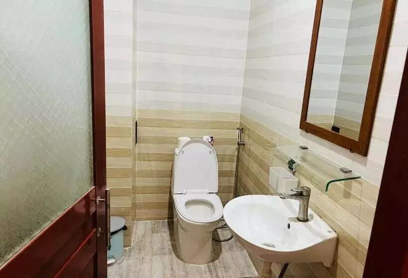 Nho Hotel   Rạch Giá