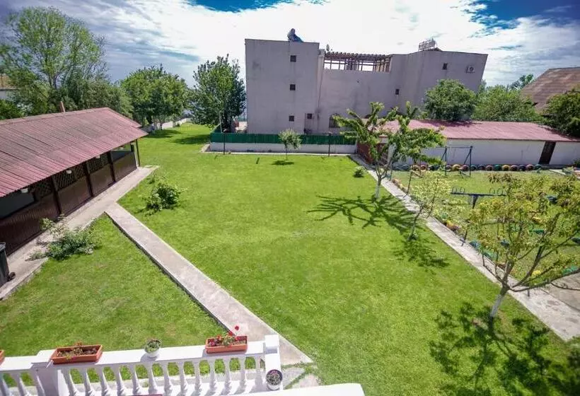 پانسیون Casa Iordachescu 2 Mai