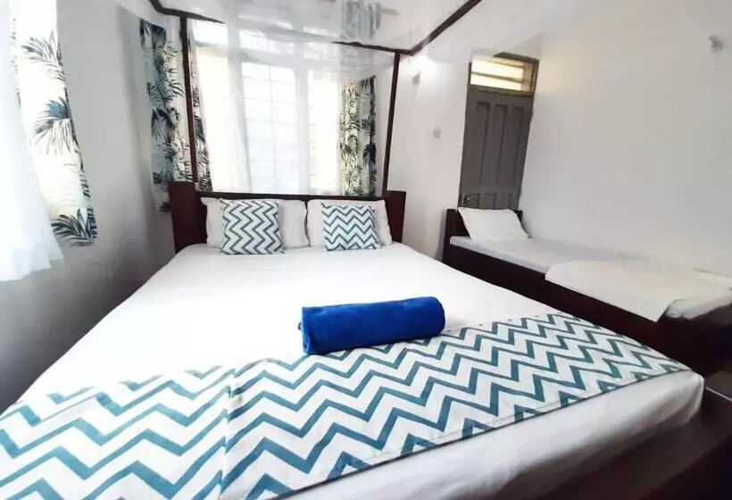 پانسیون Cycad Palm Diani