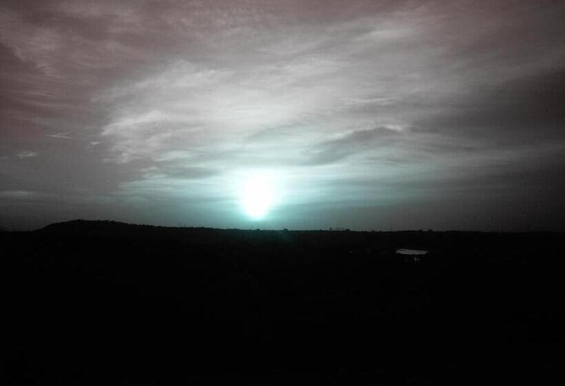 ペンション Dinuka Village