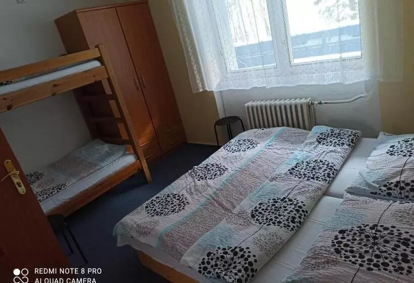 Majatalo Penzion Modřanka