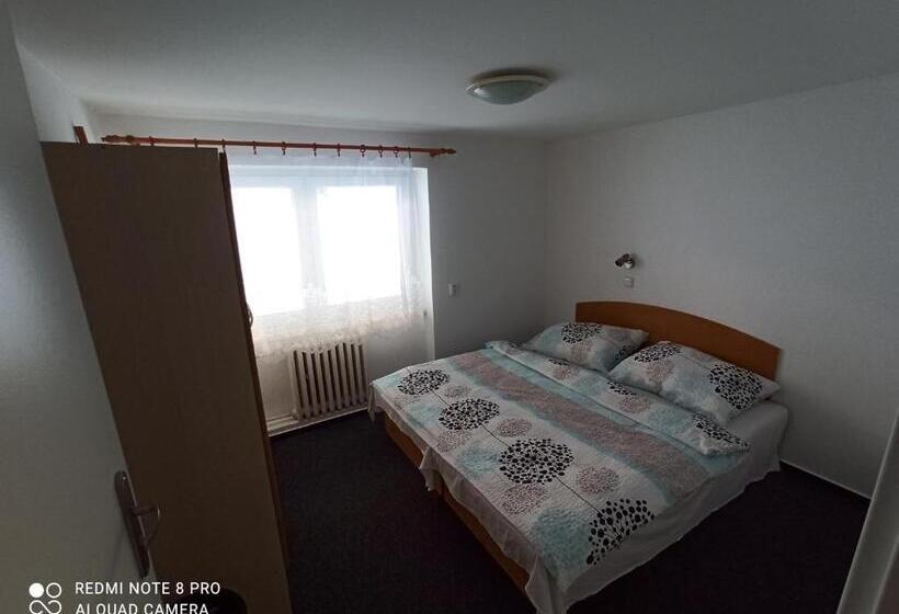 بنسيون Penzion Modřanka