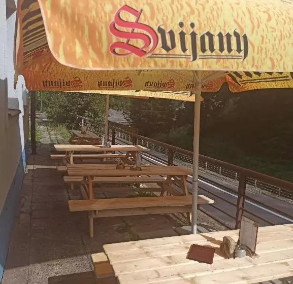 Majatalo Penzion Modřanka