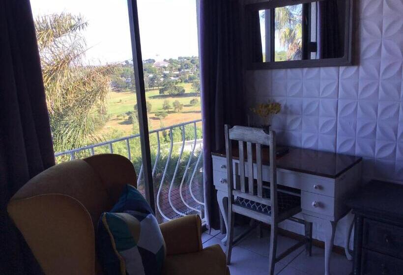 פנסיון Welgemoed Villa