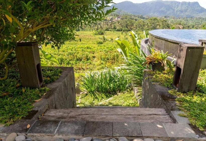 Romantic Barn With Mt. Agung Views