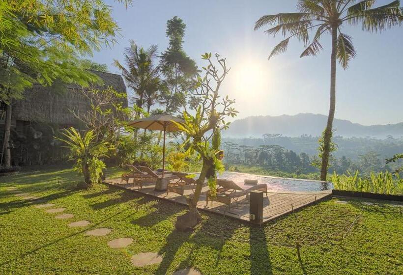 Romantic Barn With Mt. Agung Views